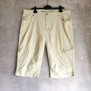 Off-white 100% cotton Cargo shorts